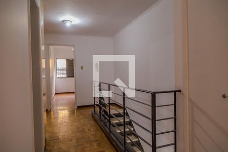 Casa à venda com 199m², 3 quartos e 2 vagas Casa à venda com 199m², 3 quartos e 2 vagasCorredor