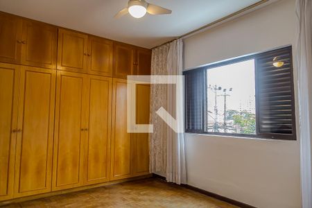 Casa à venda com 199m², 3 quartos e 2 vagas Casa à venda com 199m², 3 quartos e 2 vagasQuarto 3