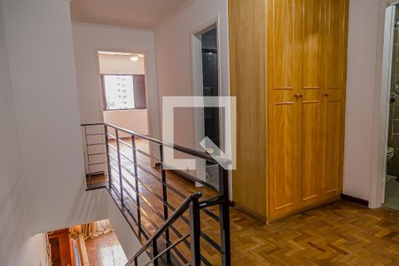 Casa à venda com 199m², 3 quartos e 2 vagas Casa à venda com 199m², 3 quartos e 2 vagasCorredor