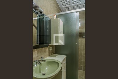 Casa à venda com 199m², 3 quartos e 2 vagas Casa à venda com 199m², 3 quartos e 2 vagasBanheiro Social 2