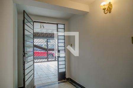 Casa à venda com 199m², 3 quartos e 2 vagas Casa à venda com 199m², 3 quartos e 2 vagasHall de Entrada