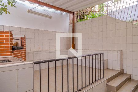 Casa à venda com 199m², 3 quartos e 2 vagas Casa à venda com 199m², 3 quartos e 2 vagasEspaço Gourmet