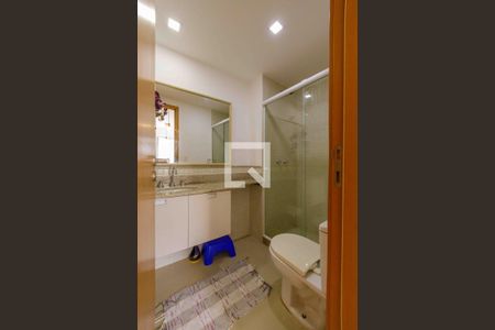 Apartamento à venda com 70m², 2 quartos e 1 vaga Apartamento à venda com 70m², 2 quartos e 1 vagaBanheiro da Suíte