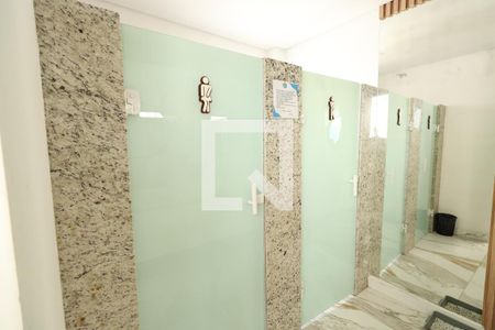 Casa para alugar com 550m², 4 quartos e 2 vagasBanheiro 2