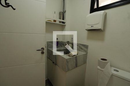 Casa para alugar com 550m², 4 quartos e 2 vagasLavabo