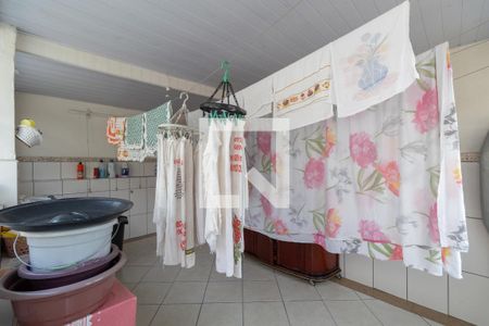 Casa à venda com 250m², 3 quartos e 4 vagasÁrea de Serviço