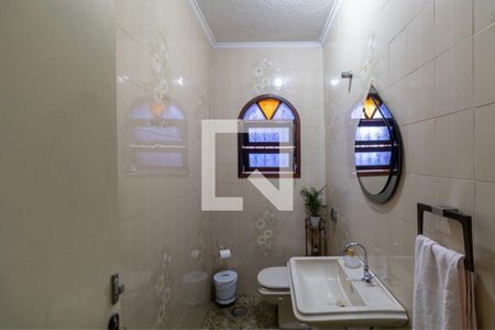 Casa à venda com 250m², 3 quartos e 4 vagasLavabo