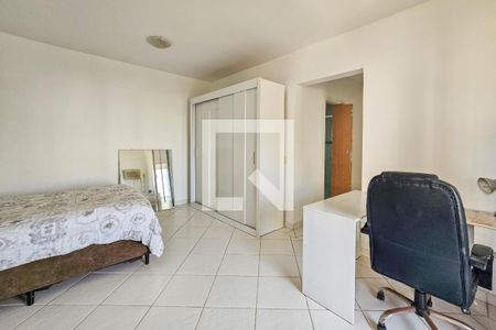 Apartamento para alugar com 210m², 4 quartos e 2 vagasSuíte 1