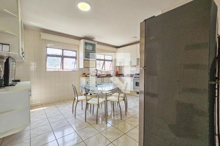 Apartamento para alugar com 210m², 4 quartos e 2 vagasCozinha