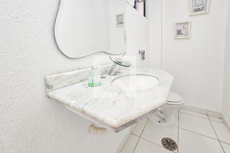 Apartamento para alugar com 210m², 4 quartos e 2 vagasBanheiro
