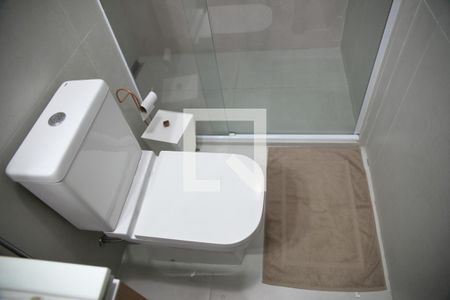 Apartamento à venda com 100m², 2 quartos e 2 vagasBanheiro da Suíte