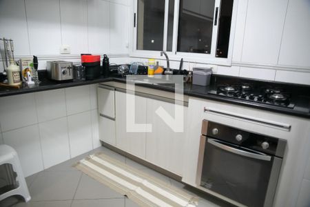 Apartamento à venda com 100m², 2 quartos e 2 vagasCozinha