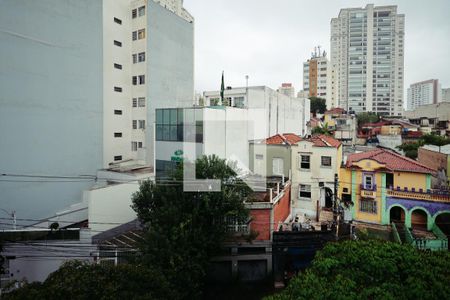 Sala e Cozinha vista de apartamento para alugar com 2 quartos, 55m² em Aclimação, São Paulo