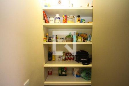 Casa à venda com 180m², 3 quartos e 2 vagas Casa à venda com 180m², 3 quartos e 2 vagasDispensa