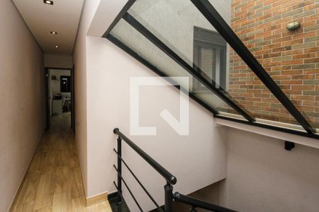 Casa à venda com 180m², 3 quartos e 2 vagas Casa à venda com 180m², 3 quartos e 2 vagasCorredor