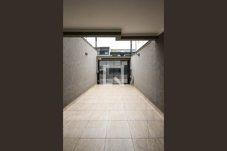 Casa à venda com 180m², 3 quartos e 2 vagas Casa à venda com 180m², 3 quartos e 2 vagasGaragem