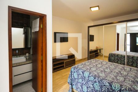 Casa à venda com 180m², 3 quartos e 2 vagas Casa à venda com 180m², 3 quartos e 2 vagasSuite 03