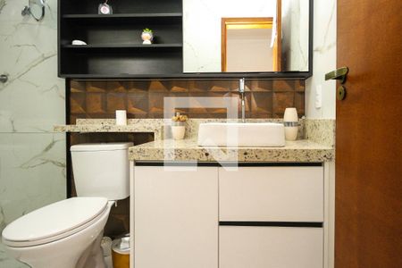 Casa à venda com 180m², 3 quartos e 2 vagas Casa à venda com 180m², 3 quartos e 2 vagasBanheiro da Suite 03