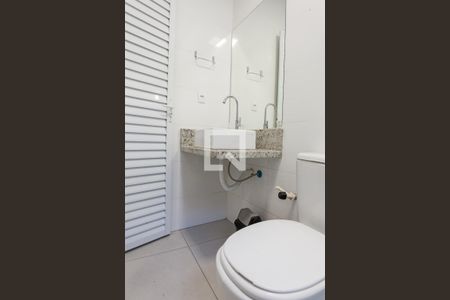 Banheiro de casa para alugar com 1 quarto, 45m² em Centro, Nova Lima
