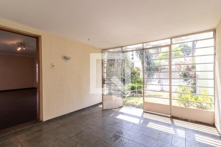 Casa à venda com 211m², 5 quartos e 3 vagasHall de Entrada