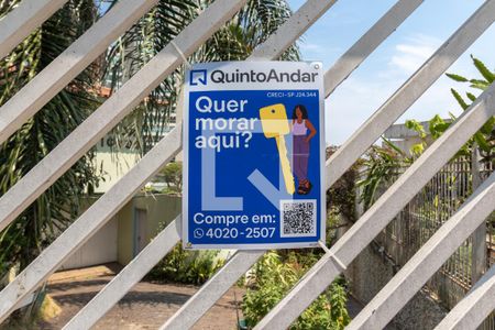 Casa à venda com 211m², 5 quartos e 3 vagasPlaca 