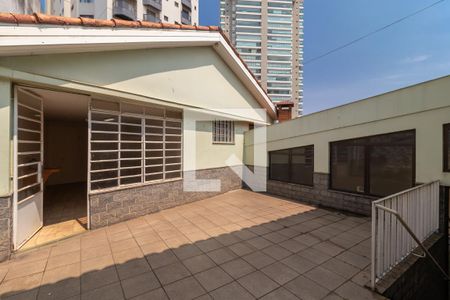 Casa à venda com 211m², 5 quartos e 3 vagasQuintal dos Fundos