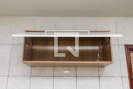 Casa para alugar com 70m², 2 quartos e sem vaga Casa para alugar com 70m², 2 quartos e sem vagaCozinha - Armários