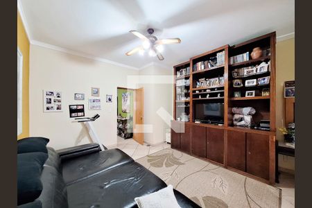 Casa à venda com 300m², 4 quartos e 5 vagas Casa à venda com 300m², 4 quartos e 5 vagasSala Tv