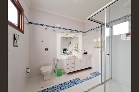 Casa à venda com 300m², 4 quartos e 5 vagas Casa à venda com 300m², 4 quartos e 5 vagasBanheiro Quarto 2