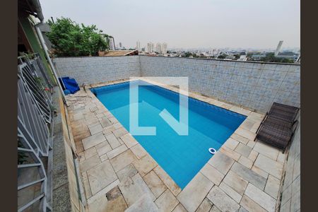 Casa à venda com 300m², 4 quartos e 5 vagas Casa à venda com 300m², 4 quartos e 5 vagasPiscina