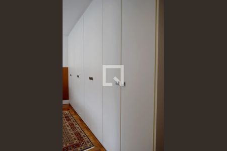 Apartamento à venda com 222m², 3 quartos e 2 vagasCloset suíte