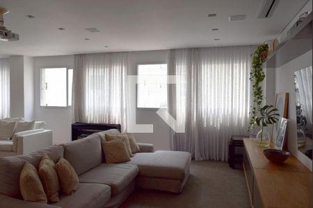 Apartamento à venda com 222m², 3 quartos e 2 vagasSala de estar/TV