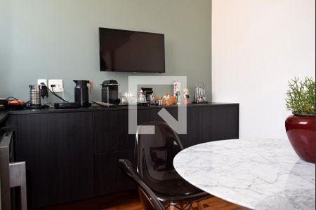 Apartamento à venda com 222m², 3 quartos e 2 vagasCopa