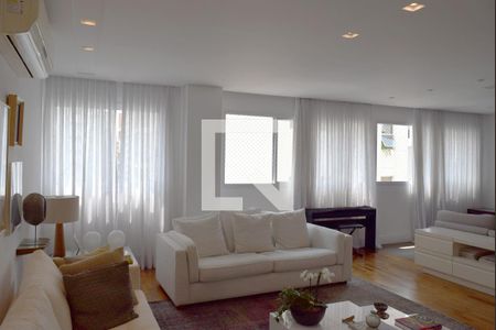 Apartamento à venda com 222m², 3 quartos e 2 vagasSala de estar