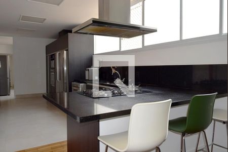 Apartamento à venda com 222m², 3 quartos e 2 vagasCopa