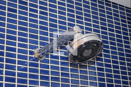 Apartamento à venda com 222m², 3 quartos e 2 vagasBanheiro - detalhe ducha