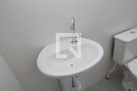 Apartamento para alugar com 34m², 2 quartos e sem vagaBanheiro