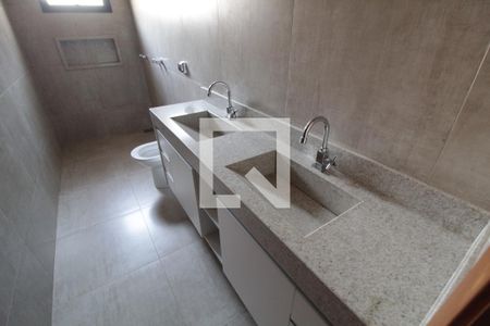 Casa de condomínio para alugar com 232m², 4 quartos e 4 vagasSuíte 4