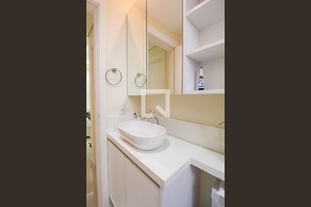 Apartamento à venda com 51m², 2 quartos e 1 vaga Apartamento à venda com 51m², 2 quartos e 1 vagaBanheiro