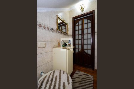 Casa à venda com 338m², 4 quartos e 4 vagas Casa à venda com 338m², 4 quartos e 4 vagasLavabo