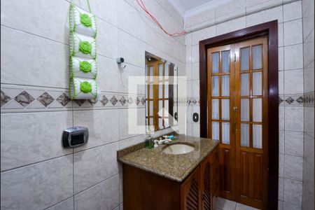 Casa à venda com 338m², 4 quartos e 4 vagas Casa à venda com 338m², 4 quartos e 4 vagasBanheiro Social - Espaço Gourmet