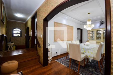 Casa à venda com 338m², 4 quartos e 4 vagas Casa à venda com 338m², 4 quartos e 4 vagasAntessala