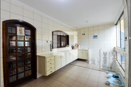 Casa à venda com 338m², 4 quartos e 4 vagas Casa à venda com 338m², 4 quartos e 4 vagasÁrea de Serviço