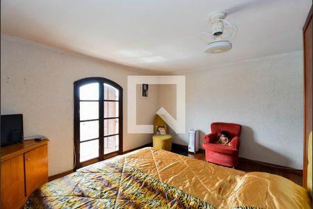 Casa à venda com 338m², 4 quartos e 4 vagas Casa à venda com 338m², 4 quartos e 4 vagasSuíte