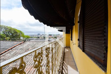 Casa à venda com 338m², 4 quartos e 4 vagas Casa à venda com 338m², 4 quartos e 4 vagasVaranda do Quarto 3