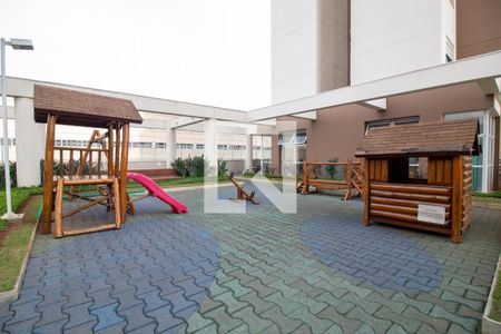 Apartamento para alugar com 65m², 2 quartos e 1 vaga Apartamento para alugar com 65m², 2 quartos e 1 vagaÁrea comum - Playground