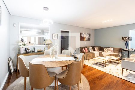 Casa à venda com 450m², 5 quartos e 4 vagas