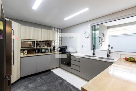 Casa à venda com 450m², 5 quartos e 4 vagas