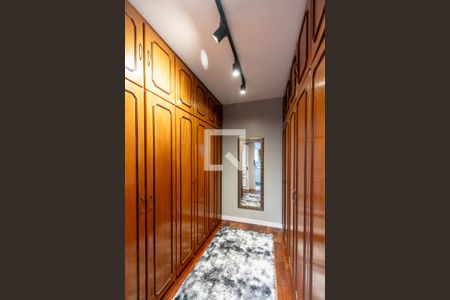 Casa à venda com 450m², 5 quartos e 4 vagas