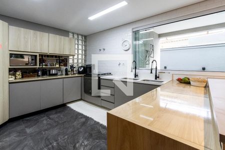 Casa à venda com 450m², 5 quartos e 4 vagas